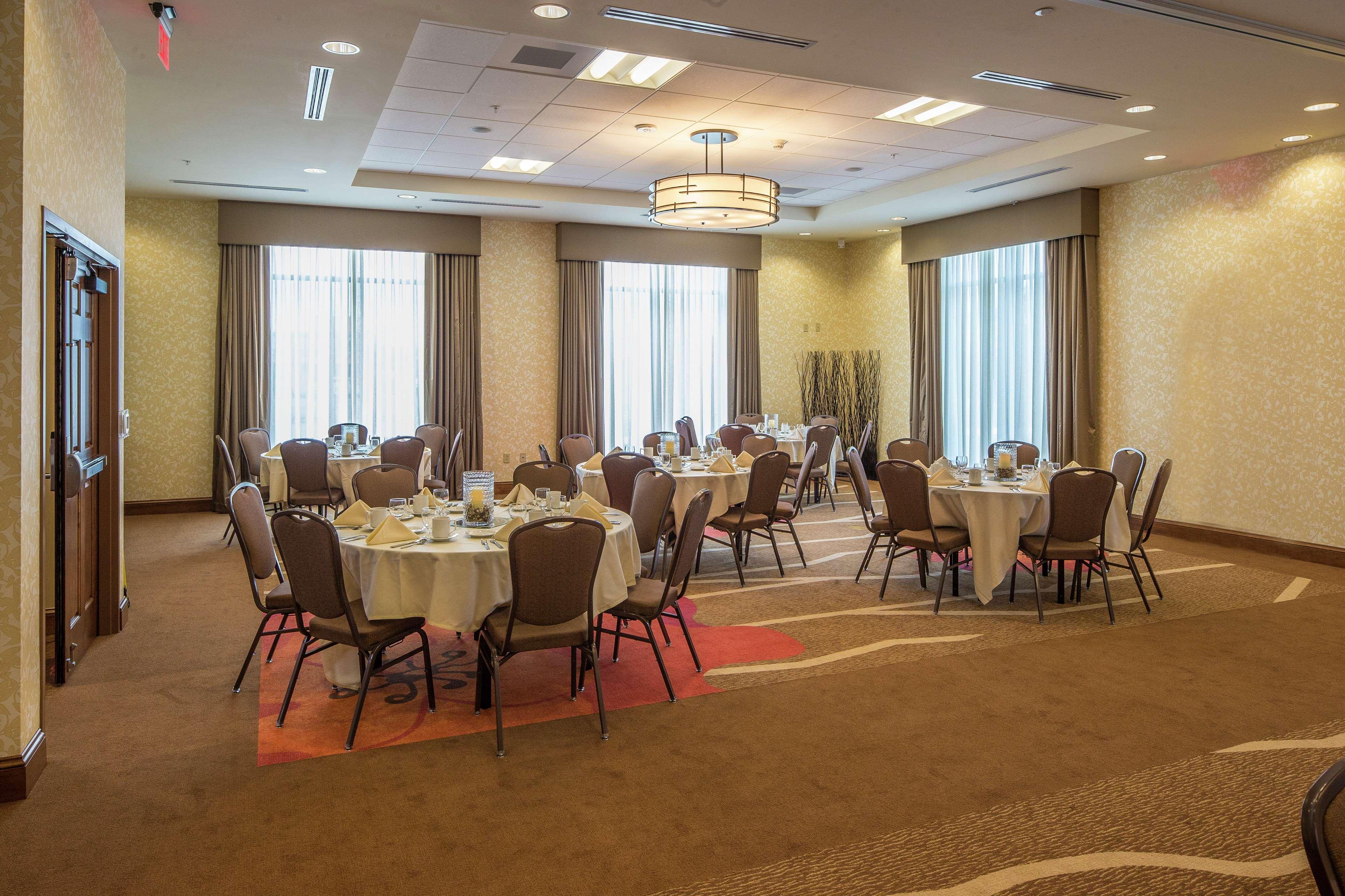 Hilton Garden Inn Uniontown Exteriér fotografie