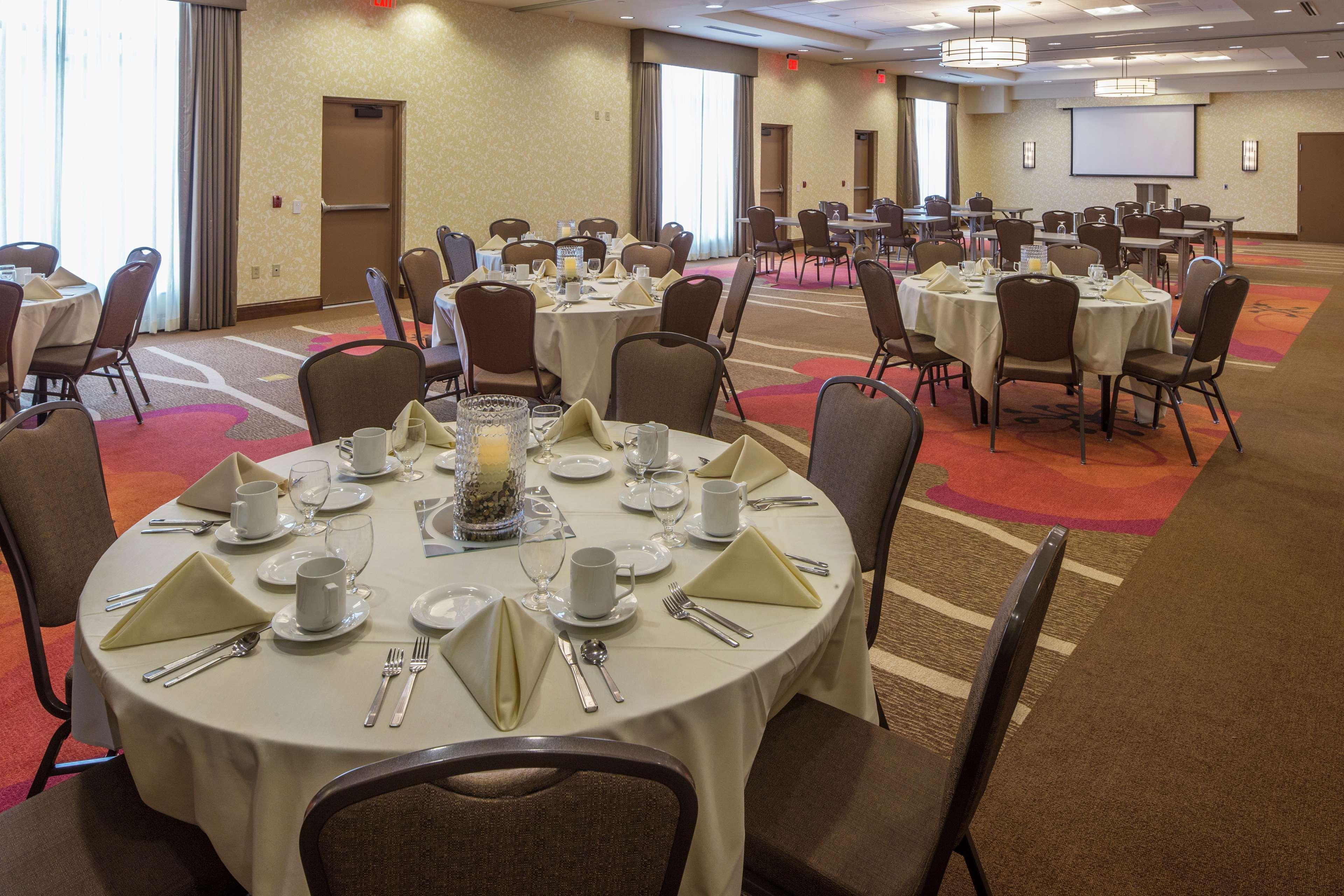 Hilton Garden Inn Uniontown Exteriér fotografie