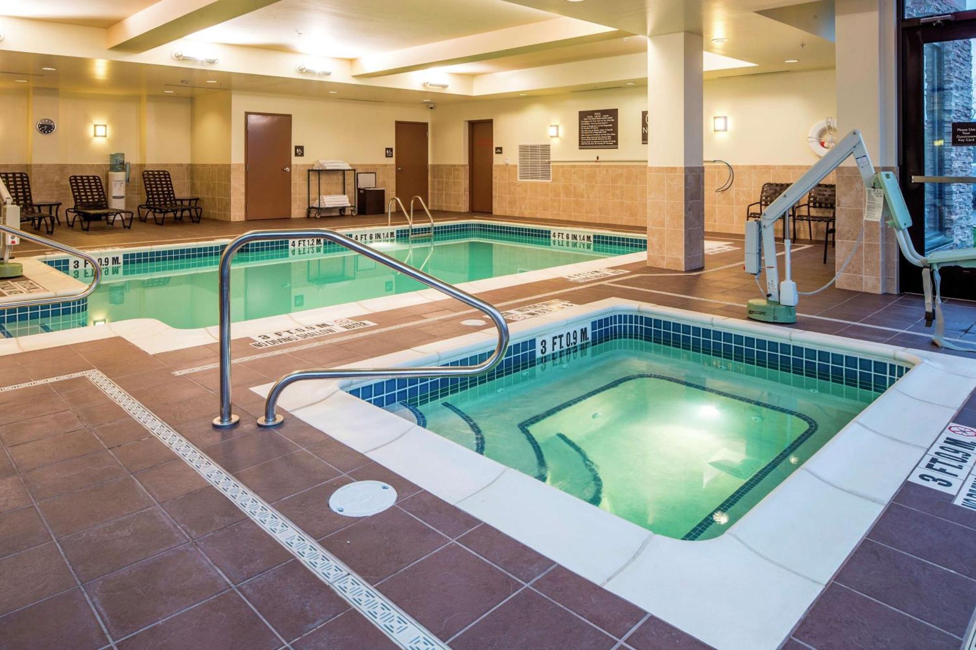 Hilton Garden Inn Uniontown Exteriér fotografie